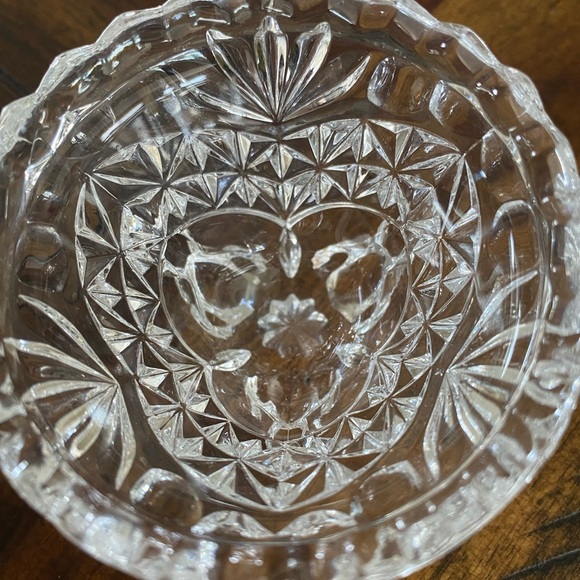 Vintage Hofbauer Byrdes Crystal Trinket Bowl Clear 3 Footed Bird Design Mini - Picture 5 of 10